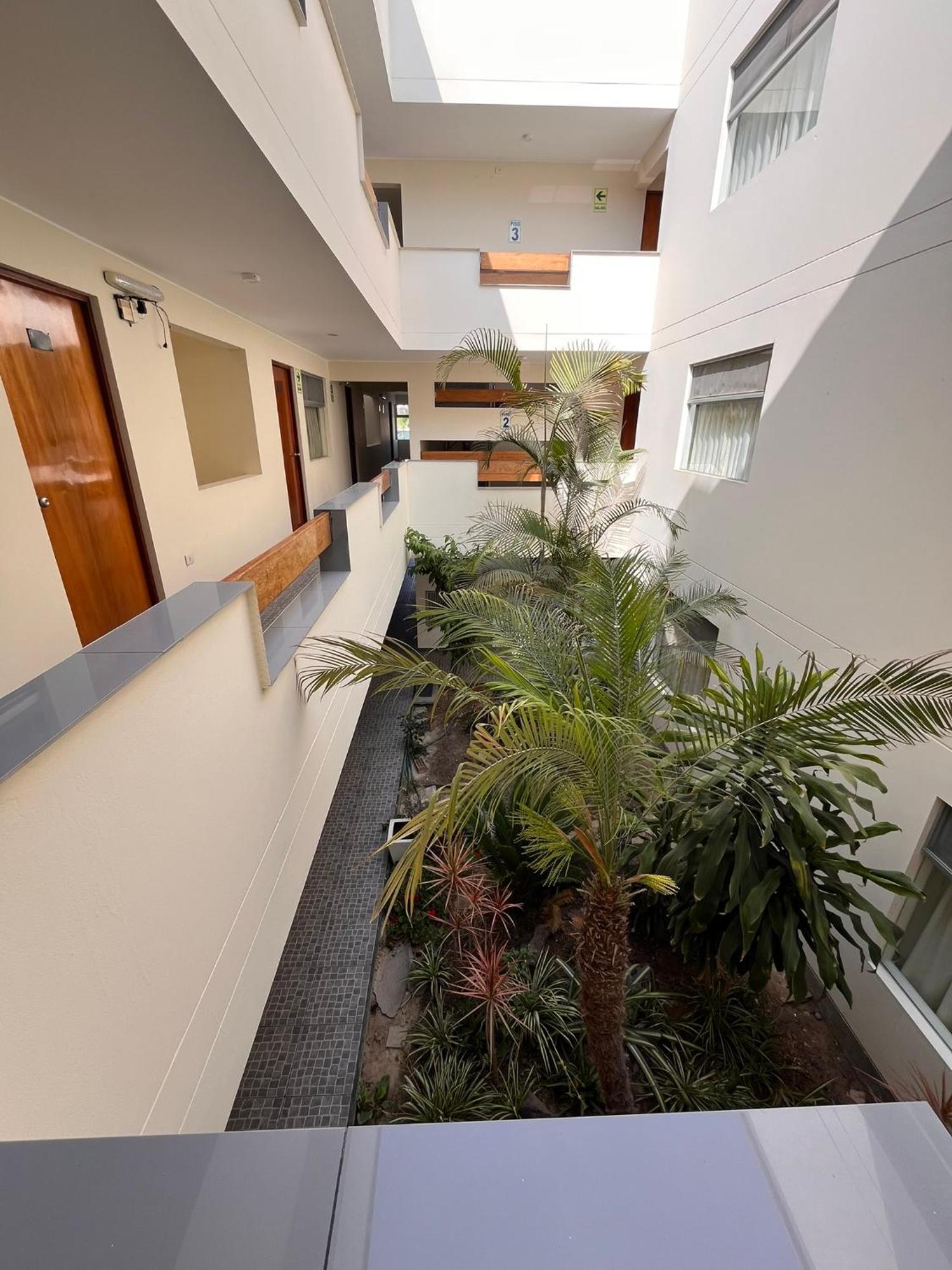 Boulevard Hotel Asia Luaran gambar
