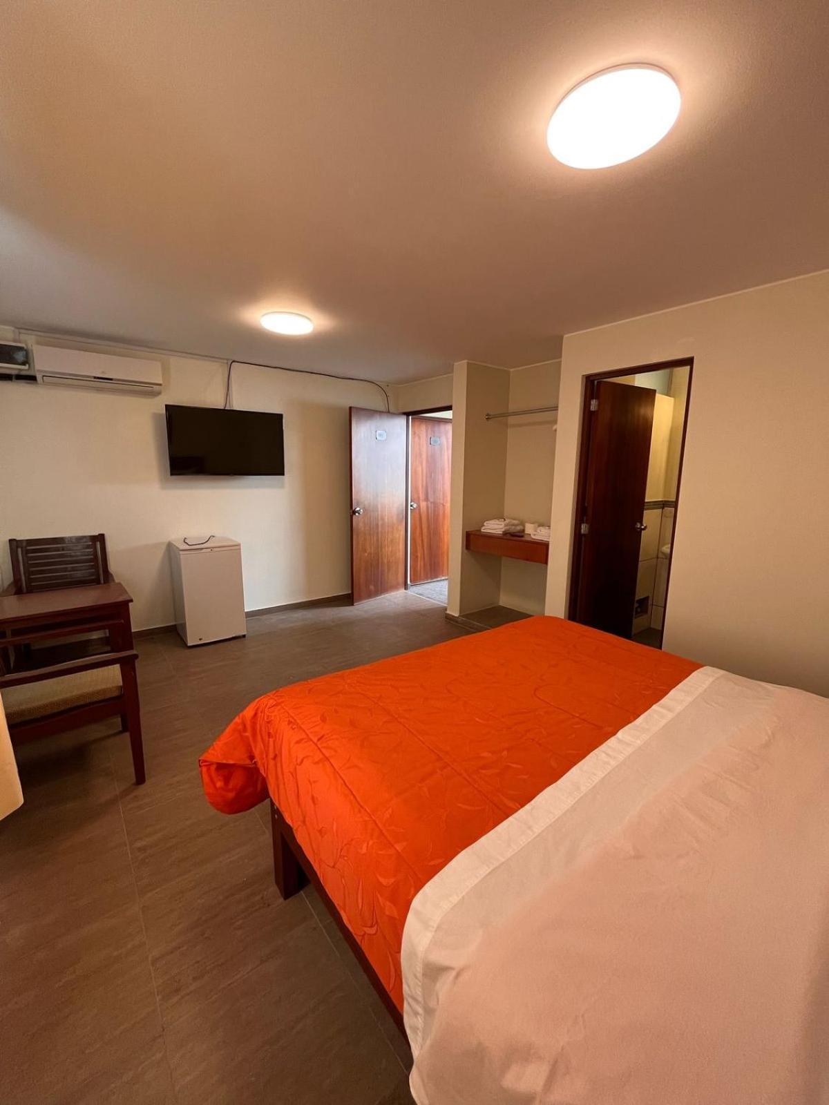 Boulevard Hotel Asia Luaran gambar